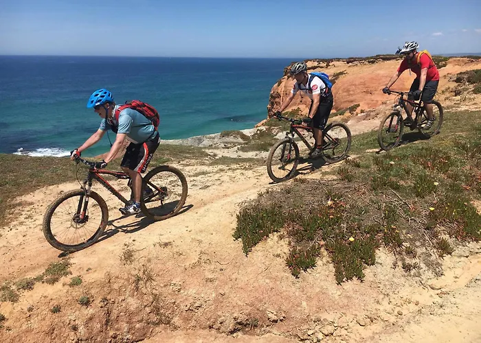 Casa Vasco - Cosy Patio * Praia da Lourinhã